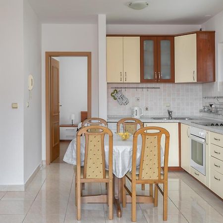 Apartman Mar18 Makarska Exteriör bild