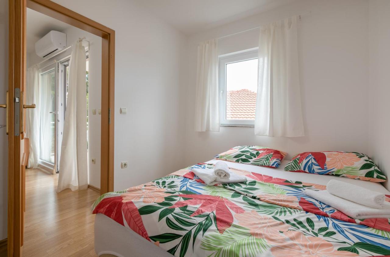 Apartman Mar18 Makarska Exteriör bild