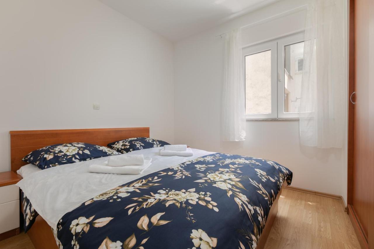 Apartman Mar18 Makarska Exteriör bild