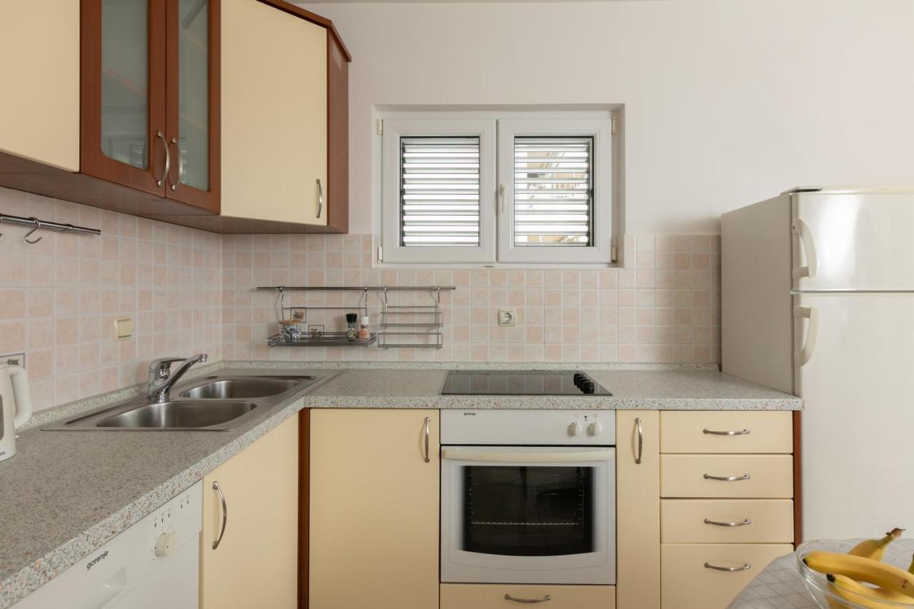 Apartman Mar18 Makarska Exteriör bild